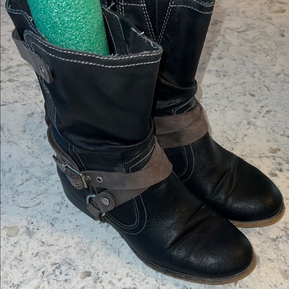 Maurices Rachel strappy faux leather boots size 9 - Picture 1 of 7